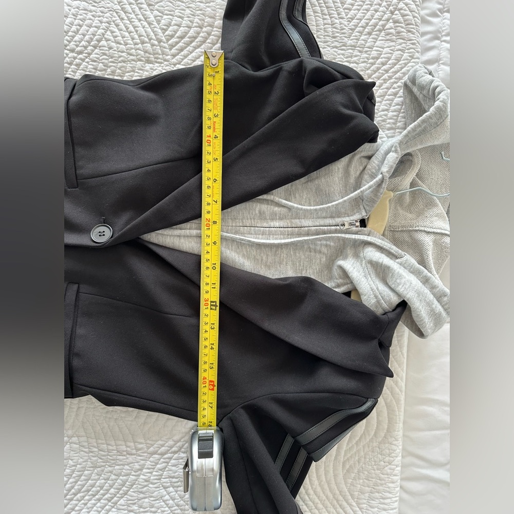 Evereve Black Blazer Jacket with Gray Hood - Picture 4 of 4